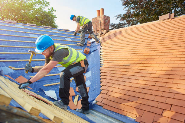 Best Emergency Roof Repair Services  in Hansville, WA